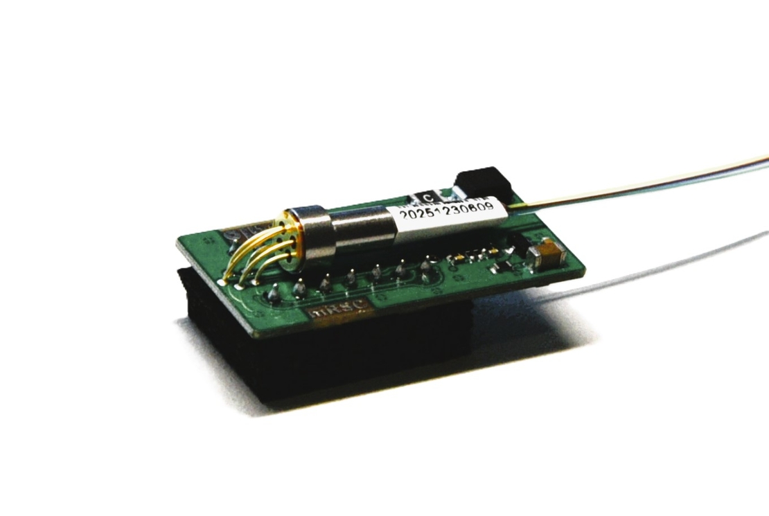 Image - mRSC_industry_compatible_miniature_coaxial_optical_switch.JPG